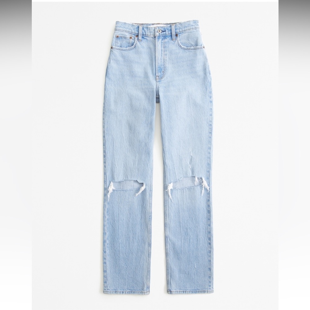 Abercrombie Curve Love Ultra High Rise 90s Straight Jean size 4/27